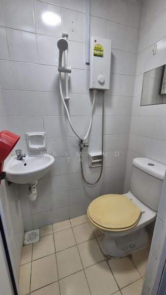 The Warren, 37 Choa Chu Kang Loop, Dairy Farm / Bukit Panjang / Choa Chu Kang, Room Rental, 160 sqft, Apartment For Rent, by Raymond Tay, 500280381 - Bathroom - PropertyGuru.com.sg