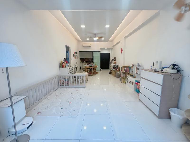 Symphony Heights, 43 Hume Avenue, Clementi Park / Upper Bukit Timah, 2 Bedrooms, 1,076 sqft, Condominium For Sale, by Gerald Lim, 500280383 - Living Room - PropertyGuru.com.sg