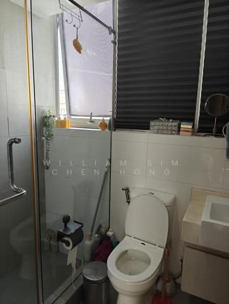 Urban Lofts, 89 Rangoon Road, Farrer Park / Serangoon Rd, 1 Bedroom, 678 sqft, Condominium For Sale, by William Sim Chen Hong, 500280388 - Bathroom - PropertyGuru.com.sg