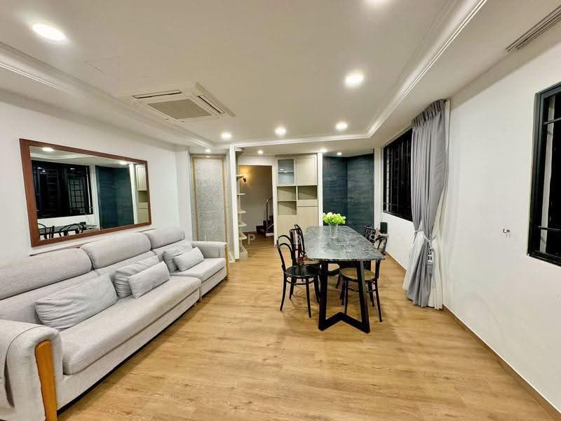 Jalan Tua Kong, East Coast / Marine Parade, Room Rental, 360 sqft, Semi-Detached House For Rent, by Phillip Bryson, 500280391 - Living Room - PropertyGuru.com.sg