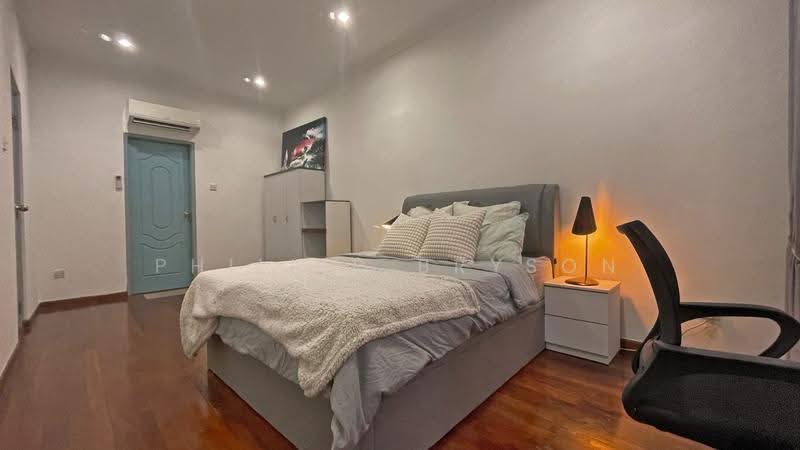 Jalan Tua Kong, East Coast / Marine Parade, Room Rental, 360 sqft, Semi-Detached House For Rent, by Phillip Bryson, 500280391 - Bedroom - PropertyGuru.com.sg