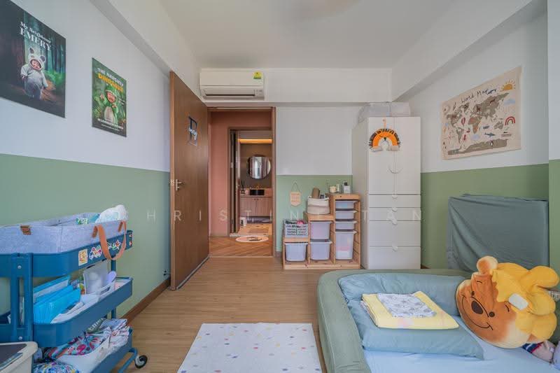 402B Fernvale Lane, 402B Fernvale Lane, Seletar / Yio Chu Kang, 3 Bedrooms, 1,216 sqft, HDB Flat For Sale, by Christine Tan, 500280396 - Bedroom - PropertyGuru.com.sg