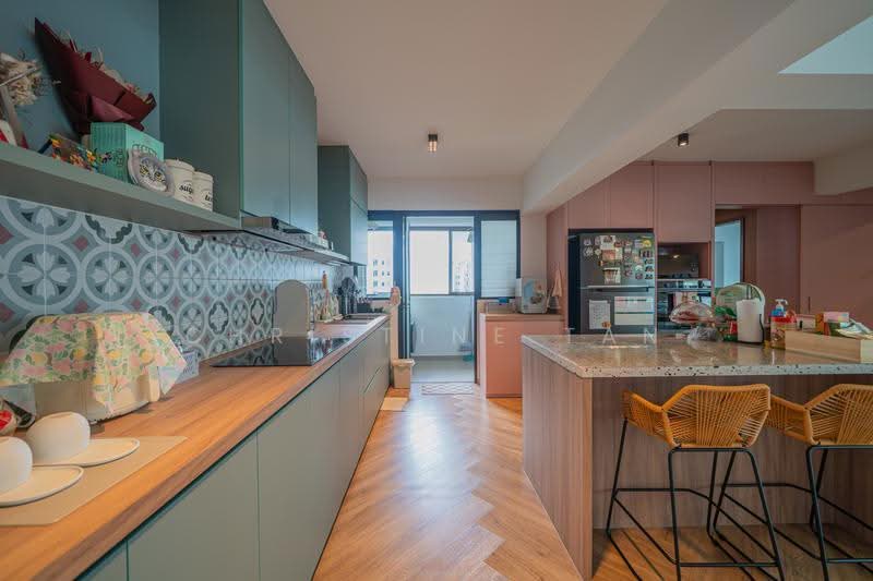 402B Fernvale Lane, 402B Fernvale Lane, Seletar / Yio Chu Kang, 3 Bedrooms, 1,216 sqft, HDB Flat For Sale, by Christine Tan, 500280396 - Kitchen - PropertyGuru.com.sg