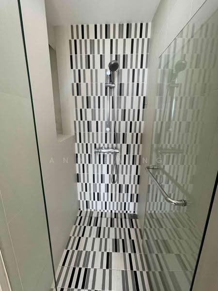 Southbank, 881 North Bridge Road, Beach Road / Bugis / Rochor, 1 Bedroom, 614 sqft, Condominium For Sale, by Andrew Ng, 500280403 - Bathroom - PropertyGuru.com.sg