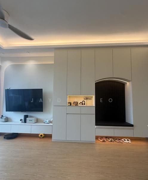 Stars of Kovan, 984 Upper Serangoon Road, Hougang / Punggol / Sengkang, 2 Bedrooms, 743 sqft, Condominium For Sale, by Jayden Teo, 500280421 - Living Room - PropertyGuru.com.sg