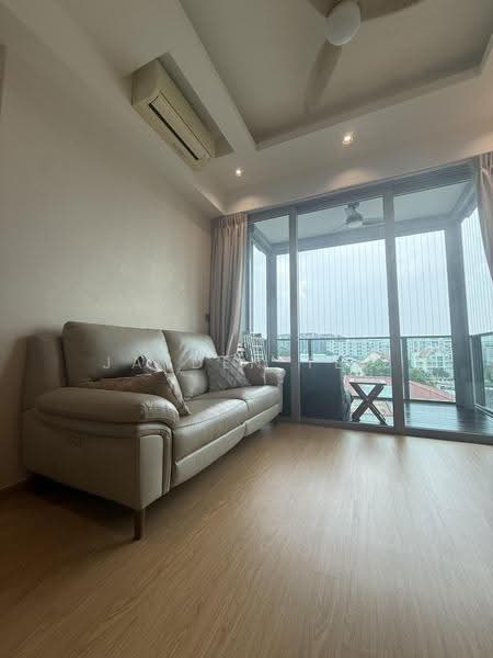 Stars of Kovan, 984 Upper Serangoon Road, Hougang / Punggol / Sengkang, 2 Bedrooms, 743 sqft, Condominium For Sale, by Jayden Teo, 500280421 - Living Room - PropertyGuru.com.sg