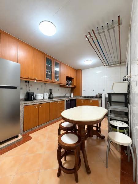 175D Punggol Field, 175D Punggol Field, Hougang / Punggol / Sengkang, 3 Bedrooms, 1,184 sqft, HDB Flat For Sale, by Gevan Lau, 500280442 - Kitchen - PropertyGuru.com.sg