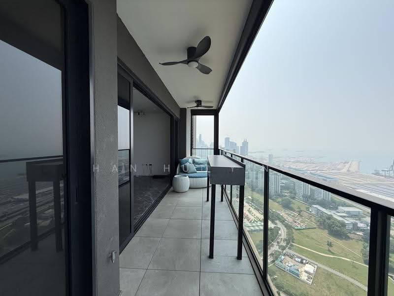 Avenue South Residence, 13 Silat Avenue, Alexandra / Commonwealth, 4 Bedrooms, 1,496 sqft, Condominium For Rent, by Han Hui Ying, 500280443 - Balcony - PropertyGuru.com.sg