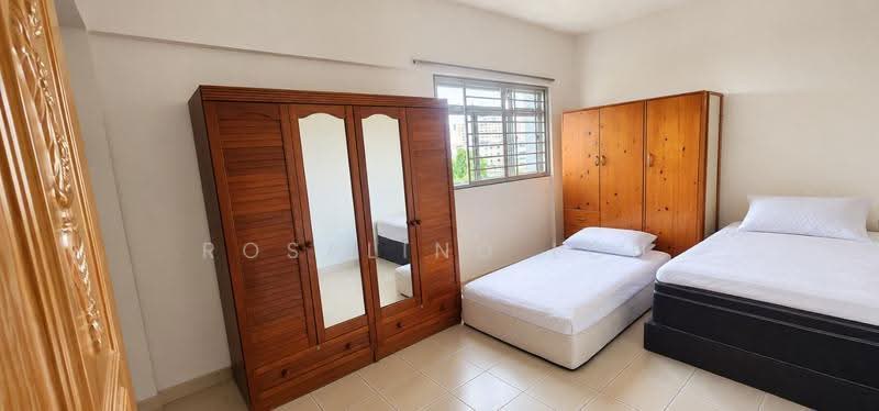 211 Jurong East Street 21, 211 Jurong East Street 21, Boon Lay / Jurong / Tuas, 3 Bedrooms, 1,011 sqft, HDB Flat For Sale, by Rosalind Loh, 500280449 - Bedroom - PropertyGuru.com.sg