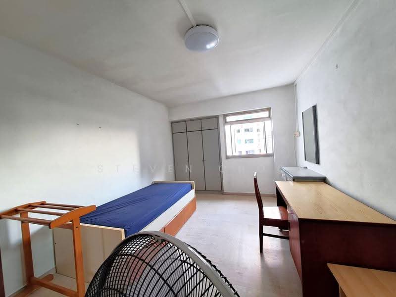 107 Jurong East Street 13, 107 Jurong East Street 13, Boon Lay / Jurong / Tuas, Room Rental, 120 sqft, HDB Flat For Rent, by Steven Choo, 500280462 - Bedroom - PropertyGuru.com.sg