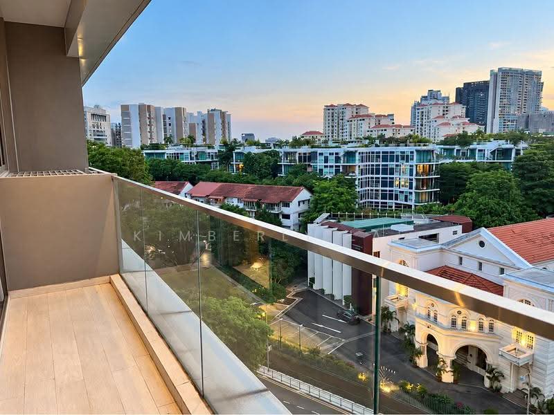 FREEHOLD 2BR in D09, 5 mins to Dhoby Ghaut on 3 lines. Tenanted till May 27., Orchard / River Valley, 3 Bedrooms, 645 sqft, Condominium For Sale, by Kimberly Lai, 500280477 - Balcony - PropertyGuru.com.sg