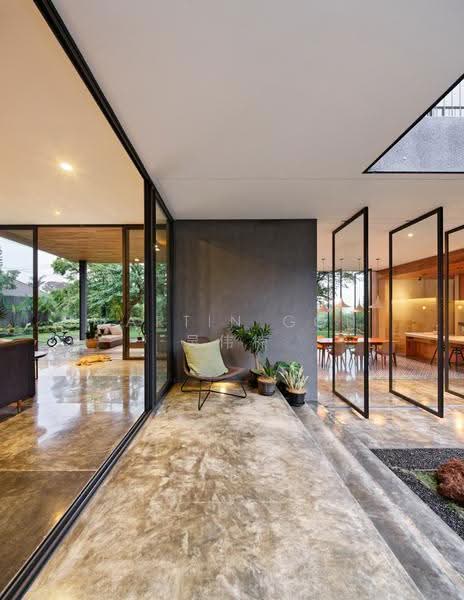 LAND. LEGACY. LOCATION. Cluny • Gallop GCB!!, Gallop | Cluny, Tanglin / Holland / Bukit Timah, 5 Bedrooms, 9,000 sqft, Good Class Bungalow For Sale, by Martin Goh 吴伟楠, 500280521 - Living Room - PropertyGuru.com.sg