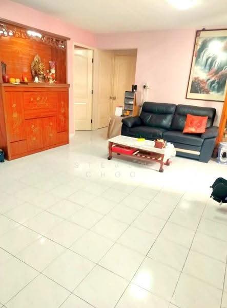 145 Woodlands Street 13, 145 Woodlands Street 13, Admiralty / Woodlands, Room Rental, 120 sqft, HDB Flat For Rent, by Steven Choo, 500280527 - Living Room - PropertyGuru.com.sg