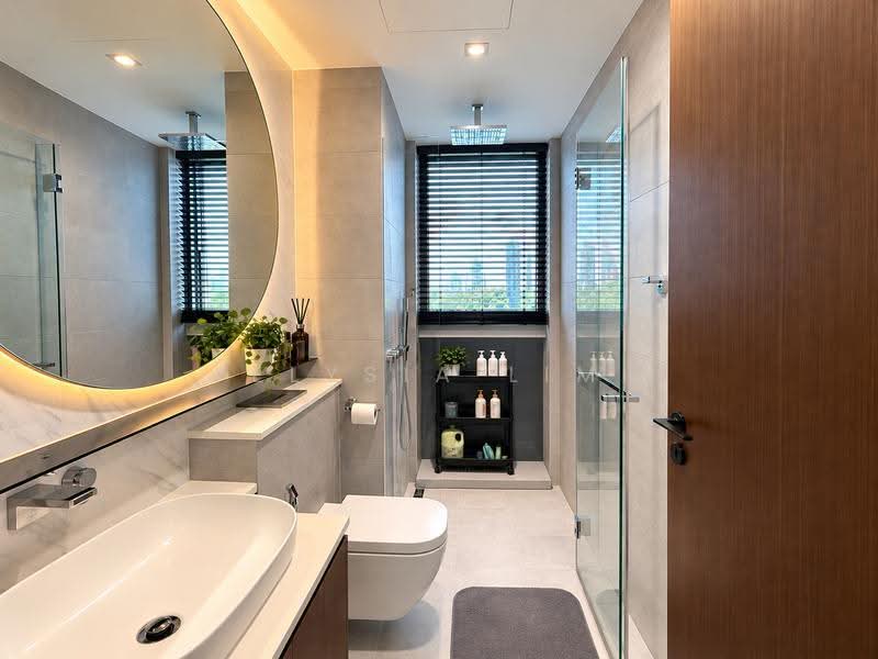 The Iveria, 2 Kim Yam Road, Orchard / River Valley, 3 Bedrooms, 904 sqft, Condominium For Sale, by Elysia Lim, 500280532 - Bathroom - PropertyGuru.com.sg