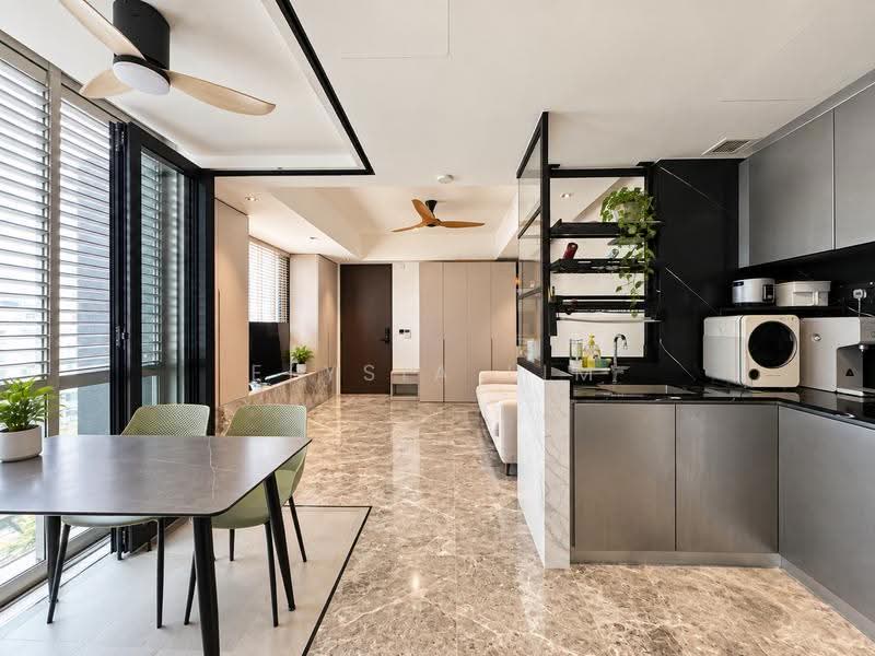 The Iveria, 2 Kim Yam Road, Orchard / River Valley, 3 Bedrooms, 904 sqft, Condominium For Sale, by Elysia Lim, 500280532 - Living Room - PropertyGuru.com.sg