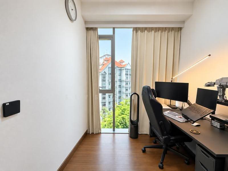 The Iveria, 2 Kim Yam Road, Orchard / River Valley, 3 Bedrooms, 904 sqft, Condominium For Sale, by Elysia Lim, 500280532 - Study - PropertyGuru.com.sg