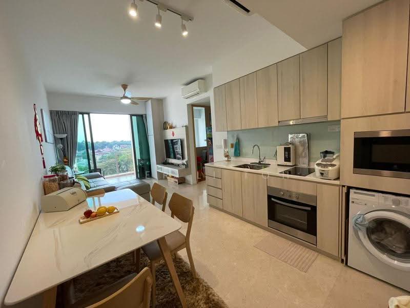 Thomson Three, 21 Bright Hill Drive, Ang Mo Kio / Bishan / Thomson, 2 Bedrooms, 710 sqft, Condominium For Sale, by Sher Li Toh, 500280542 - Living Room - PropertyGuru.com.sg