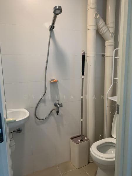 The Infiniti, 39A West Coast Park, Buona Vista / West Coast / Clementi New Town, 4 Bedrooms, 1,367 sqft, Condominium For Sale, by Cynthia TAN, 500280551 - Bathroom - PropertyGuru.com.sg