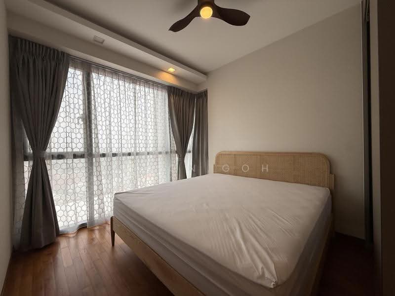 Stirling Residences, 21 Stirling Road, Alexandra / Commonwealth, 3 Bedrooms, 1,055 sqft, Condominium For Rent, by Aaron Goh, 500280566 - Master Bedroom - PropertyGuru.com.sg