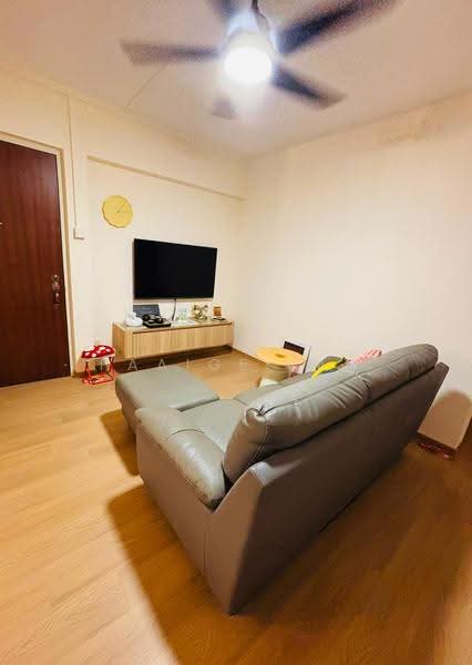 855 Jurong West Street 81, 855 Jurong West Street 81, Boon Lay / Jurong / Tuas, Room Rental, 1,120 sqft, HDB Flat For Rent, by Paaige Tan, 500280570 - Living Room - PropertyGuru.com.sg