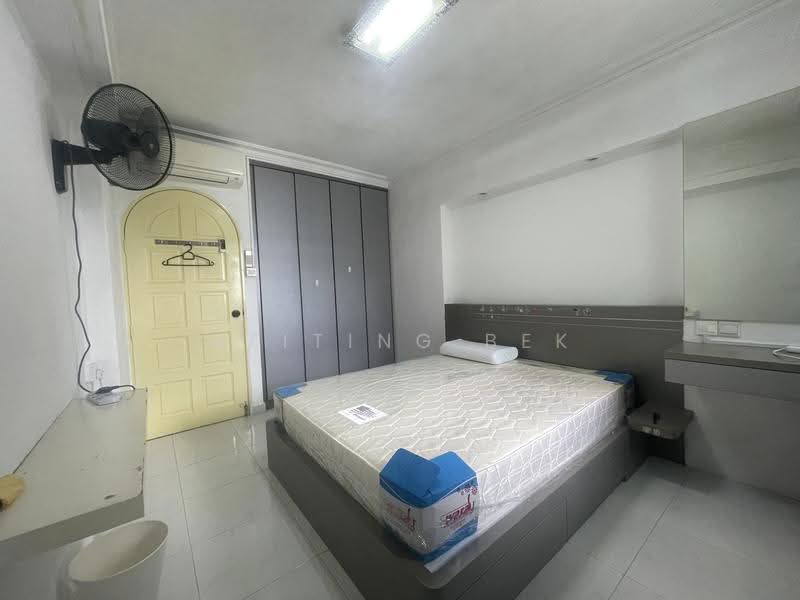 106 Aljunied Crescent, 106 Aljunied Crescent, Eunos / Geylang / Paya Lebar, Room Rental, 150 sqft, HDB Flat For Rent, by Weiting Bek, 500280584 - Bedroom - PropertyGuru.com.sg