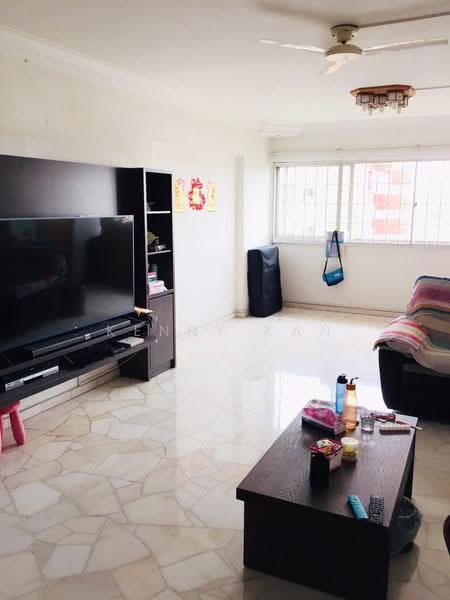 58 Chai Chee Drive, 58 Chai Chee Drive, Bedok / Upper East Coast, Room Rental, 100 sqft, HDB Flat For Rent, by Kenny Kan, 500280588 - Living Room - PropertyGuru.com.sg