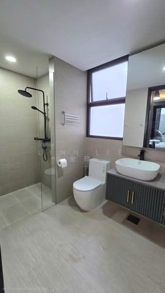 Westwood Residences EC, 182 Westwood Avenue, Boon Lay / Jurong / Tuas, 3 Bedrooms, 1,033 sqft, Condominium For Sale, by Lynn Lee 金玲, 500280590 - Master Bathroom - PropertyGuru.com.sg