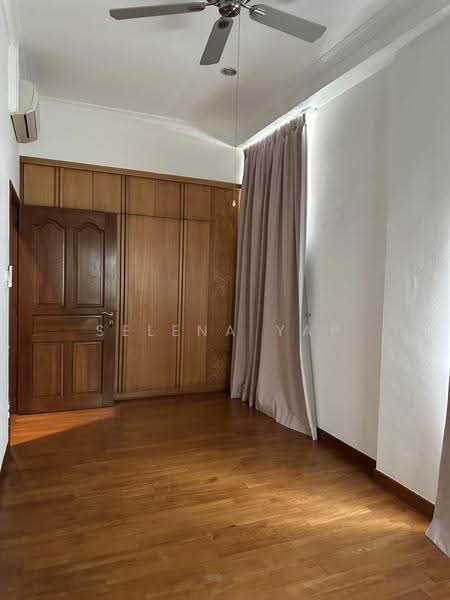 University Park, University Walk, Newton / Novena, 5 Bedrooms, 3,100 sqft, Semi-Detached House For Rent, by Selena Yap, 500280600 - Bedroom - PropertyGuru.com.sg