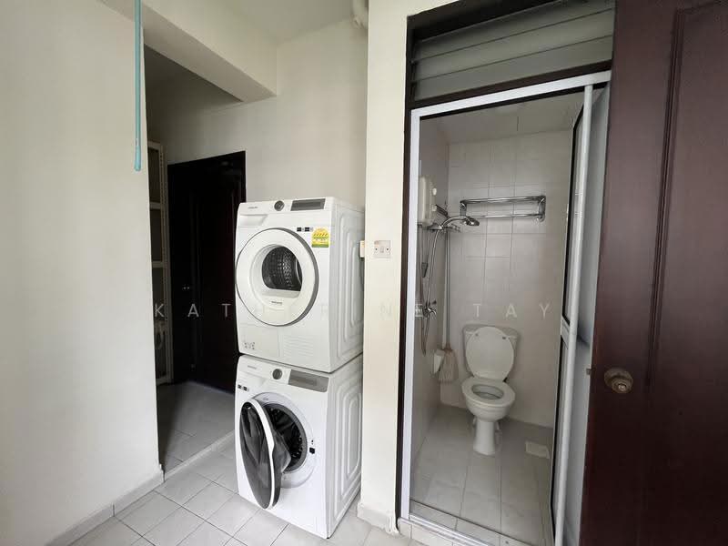 Selanting Green, 1 Jalan Selanting, Clementi Park / Upper Bukit Timah, 3 Bedrooms, 1,658 sqft, Condominium For Rent, by Katherine Tay, 500280602 - Bathroom - PropertyGuru.com.sg