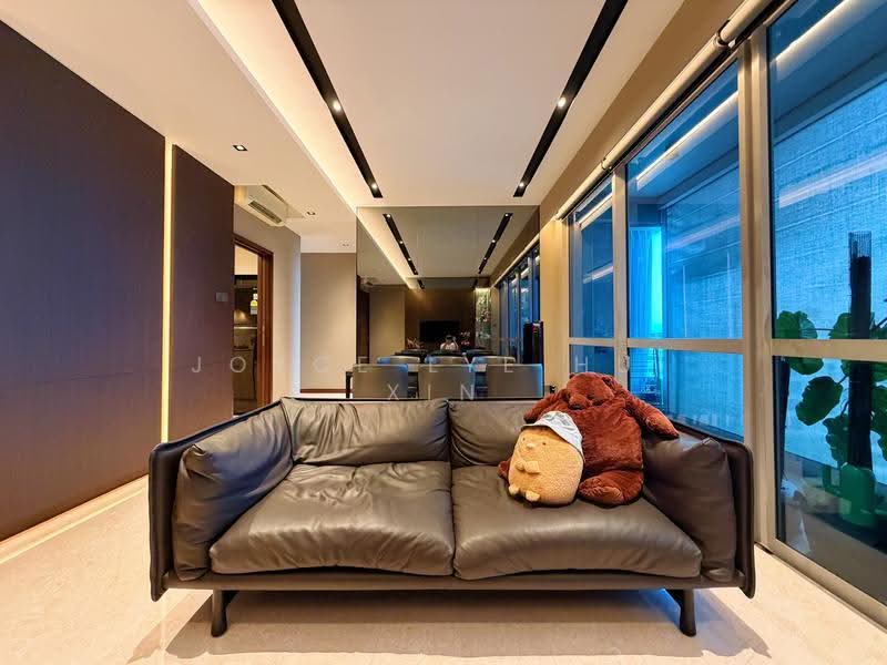 Residences @ Evelyn, 15 Evelyn Road, Newton / Novena, 2 Bedrooms, 1,141 sqft, Condominium For Sale, by Joyce Lye Hui Xin, 500280607 - Living Room - PropertyGuru.com.sg