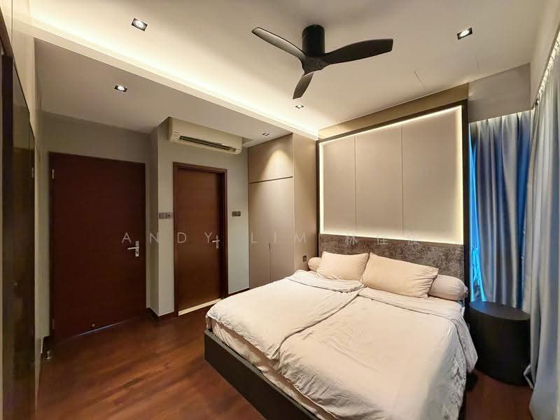 Residences @ Evelyn, 15 Evelyn Road, Newton / Novena, 2 Bedrooms, 1,141 sqft, Condominium For Sale, by Andy Lim 林佳俊, 500280608 - Bedroom - PropertyGuru.com.sg