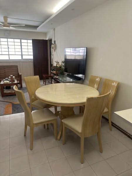 315 Jurong East Street 32, 315 Jurong East Street 32, Boon Lay / Jurong / Tuas, 3 Bedrooms, 1,109 sqft, HDB Flat For Sale, by Anita Koh, 500280628 - Living Room - PropertyGuru.com.sg