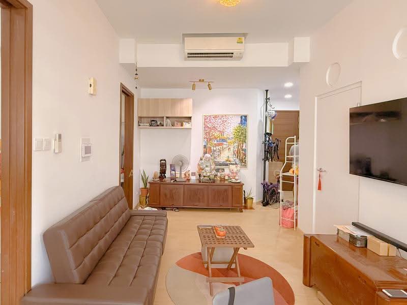 Mandale Heights, 45 Mandalay Road, Newton / Novena, 2 Bedrooms, 764 sqft, Apartment For Sale, by Jayce Peng, 500280639 - Living Room - PropertyGuru.com.sg