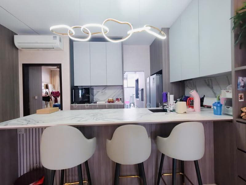 Luxus Hills | The Estate, Seletar Green Walk, Seletar / Yio Chu Kang, 5 Bedrooms, 4,000 sqft, Corner Terrace For Sale, by Eddie Leong, 500280642 - Kitchen - PropertyGuru.com.sg