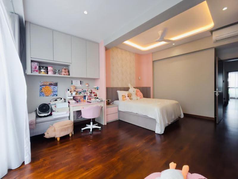 Luxus Hills | The Estate, Seletar Green Walk, Seletar / Yio Chu Kang, 5 Bedrooms, 4,000 sqft, Corner Terrace For Sale, by Eddie Leong, 500280642 - Bedroom - PropertyGuru.com.sg