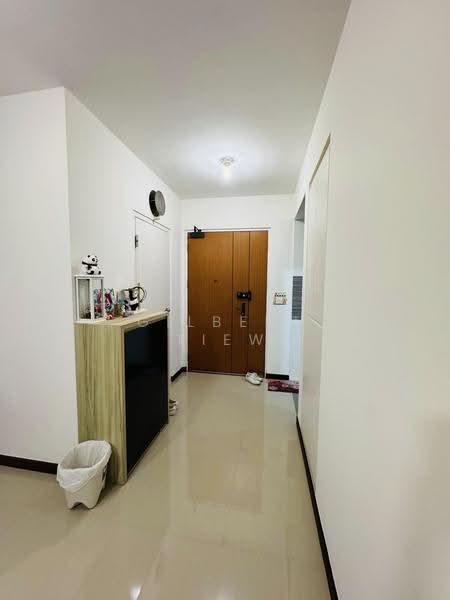182A Woodlands Street 13, 182A Woodlands Street 13, Admiralty / Woodlands, Studio, 484 sqft, HDB Flat For Rent, by Gilbert Tiew, 500280645 - Entrance - PropertyGuru.com.sg