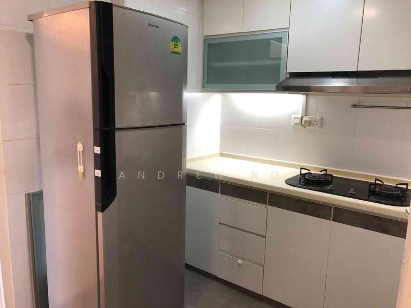 Emerald Park, 6 Indus Road, Alexandra / Commonwealth, 2 Bedrooms, 947 sqft, Condominium For Sale, by Andrew Ng, 500280660 - Kitchen - PropertyGuru.com.sg