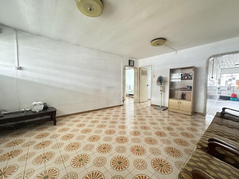 537 Ang Mo Kio Avenue 5, 537 Ang Mo Kio Avenue 5, Ang Mo Kio / Bishan / Thomson, 3 Bedrooms, 990 sqft, HDB Flat For Sale, by Alson Ong, 500280682 - Living Room - PropertyGuru.com.sg