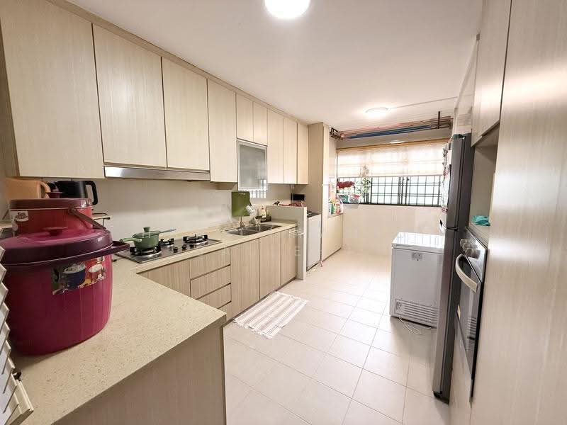119 Pending Road, 119 Pending Road, Dairy Farm / Bukit Panjang / Choa Chu Kang, 2 Bedrooms, 689 sqft, HDB Flat For Sale, by Hans (Hamid Salleh), 500280691 - Kitchen - PropertyGuru.com.sg