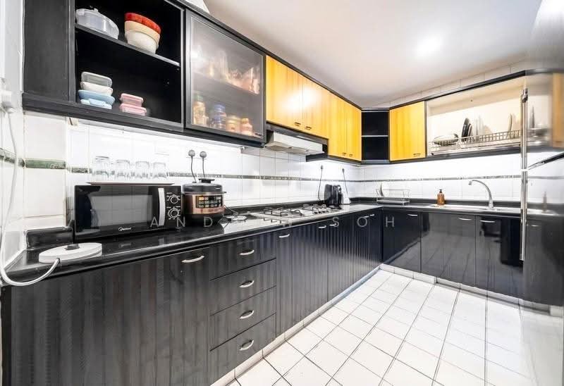 Cascadale, 730 Upper Changi Road East, Bedok / Upper East Coast, 4 Bedrooms, 1,302 sqft, Condominium For Rent, by Andrew Soh, 500280722 - Kitchen - PropertyGuru.com.sg