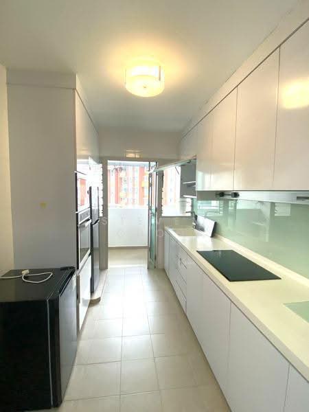 667A Punggol Drive, 667A Punggol Drive, Hougang / Punggol / Sengkang, 3 Bedrooms, 1,001 sqft, HDB Flat For Rent, by Steven Choo, 500280728 - Kitchen - PropertyGuru.com.sg