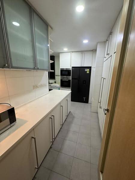 Cairnhill Crest, 2 Cairnhill Circle, Orchard / River Valley, 3 Bedrooms, 1,733 sqft, Condominium For Rent, by Joseph Tan, 500280740 - Kitchen - PropertyGuru.com.sg