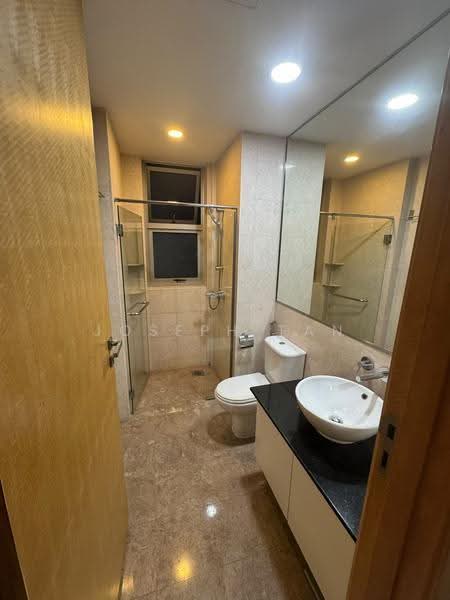 Cairnhill Crest, 2 Cairnhill Circle, Orchard / River Valley, 3 Bedrooms, 1,733 sqft, Condominium For Rent, by Joseph Tan, 500280740 - Bathroom - PropertyGuru.com.sg
