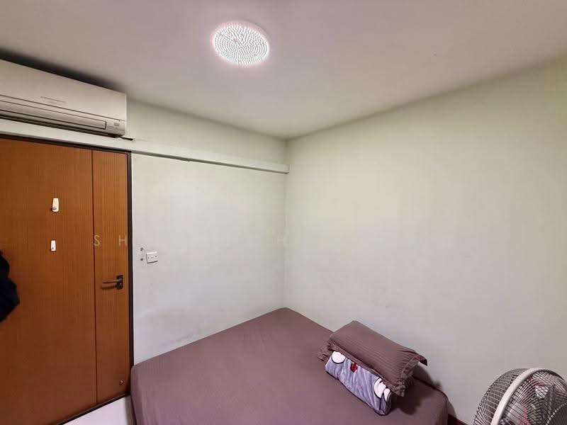 26 Ghim Moh Link, 26 Ghim Moh Link, Tanglin / Holland / Bukit Timah, Room Rental, 125 sqft, HDB Flat For Rent, by Shaun Chen 陈韵百, 500280756 - Bedroom - PropertyGuru.com.sg
