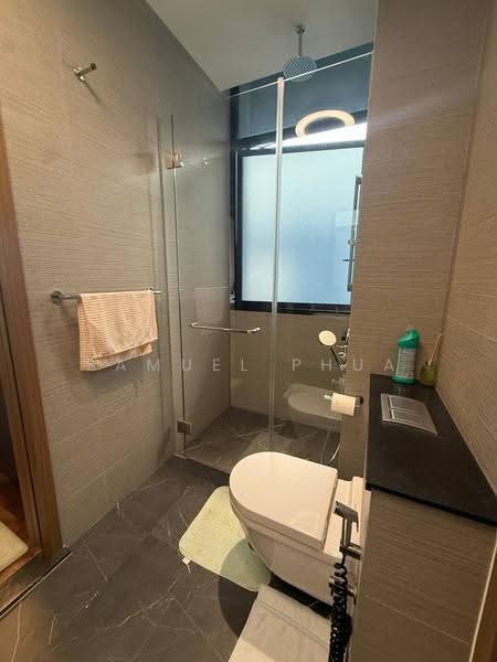 Parc Komo, 967 Upper Changi Road North, Changi Airport / Changi Village, 5 Bedrooms, 1,808 sqft, Condominium For Sale, by Samuel Phua, 500280757 - Bathroom - PropertyGuru.com.sg