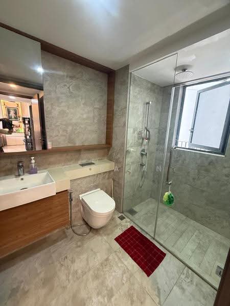Affinity At Serangoon, Hougang / Punggol / Sengkang, 3 Bedrooms, 904 sqft, Condominium For Sale, by G. Rajan, 500280762 - Bathroom - PropertyGuru.com.sg