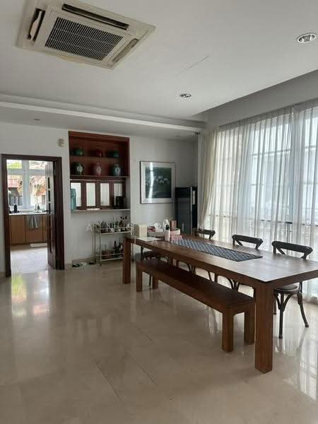 29 Boscombe Road, Boscombe Road, East Coast / Marine Parade, 6 Bedrooms, 5,500 sqft, Cluster House For Rent, by Angeline Tan, 500280764 - Dining Room - PropertyGuru.com.sg