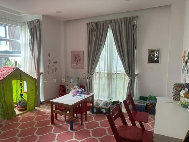 29 Boscombe Road, Boscombe Road, East Coast / Marine Parade, 6 Bedrooms, 5,500 sqft, Cluster House For Rent, by Angeline Tan, 500280764 - Study - PropertyGuru.com.sg