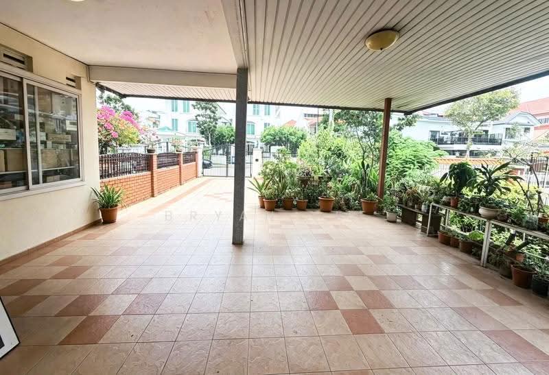 Freehold Corner Terrace at Jalan Selamat, Freehold Corner Terrace at Jalan Selamat, Eunos / Geylang / Paya Lebar, 3 Bedrooms, 1,500 sqft, Corner Terrace For Sale, by Bryan Yee, 500280774 - PropertyGuru.com.sg