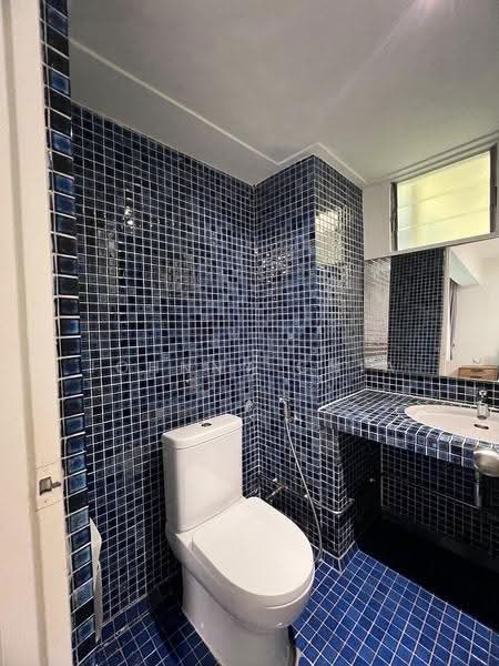 Chancery Court, 36A Dunearn Road, Newton / Novena, 3 Bedrooms, 2,270 sqft, Condominium For Rent, by Johnny Chia, 500280781 - Bathroom - PropertyGuru.com.sg